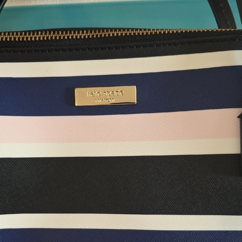 Kate Spade Elegant Striped Women's Baby Bag - Picture 2 of 12